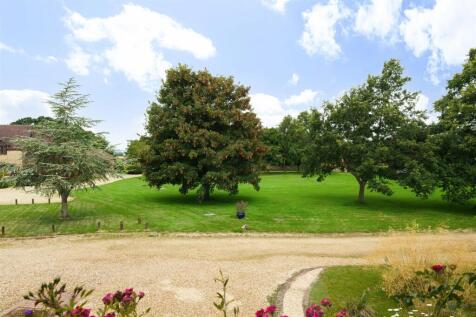 3 The Green, Church Stowe