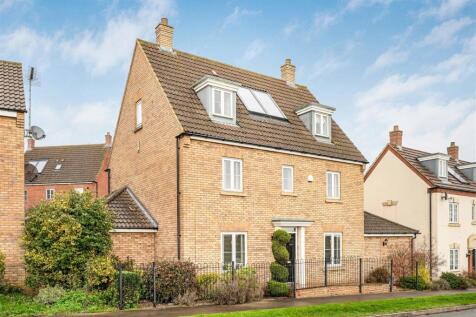 105 Farnborough Drive