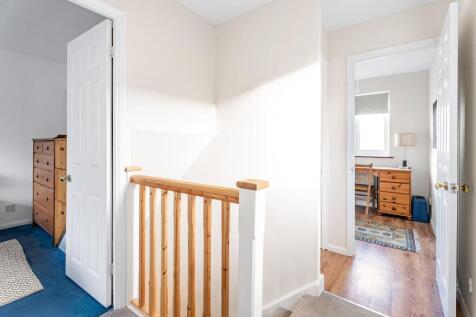 25 St. Anthonys Close