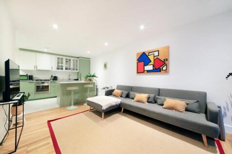 Reception/Kitchen