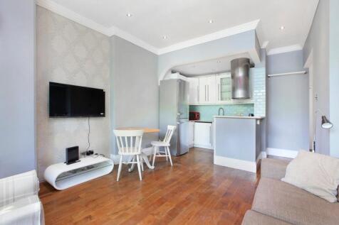 Reception/Kitchen