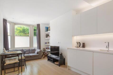 Kitchen/Reception