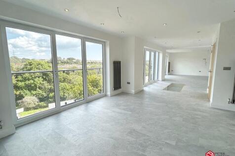 Kitchen/ Breakfast/ Dining Room