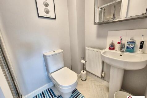 En-suite shower room