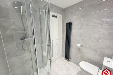 Family Shower Room