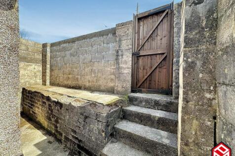Rear Courtyard Garden