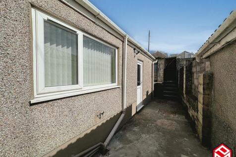 Rear Courtyard Garden