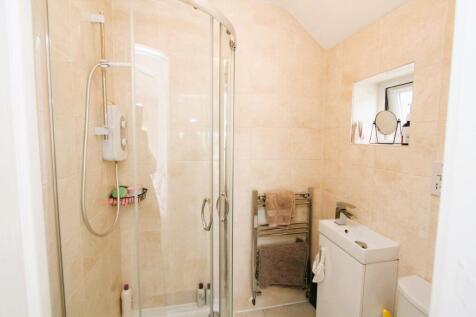 En-suite shower room