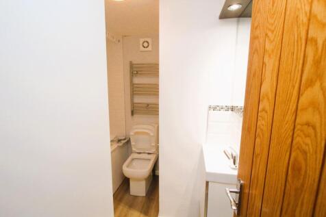 En-Suite Bathroom