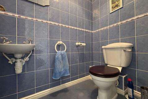 Cloakroom/WC