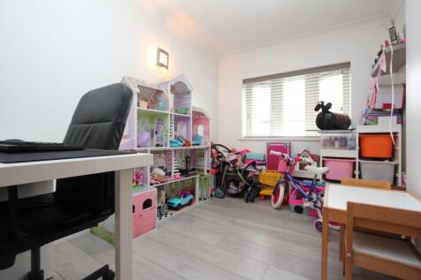 Additional Reception Room (Garage Conversion)
