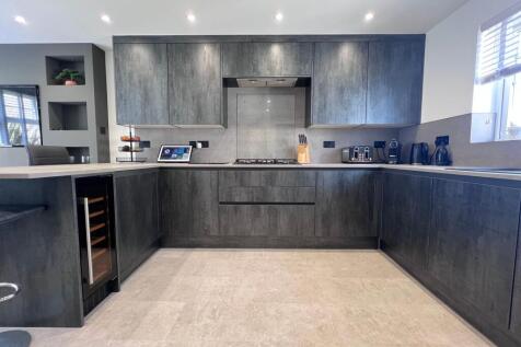 Kitchen Family Room