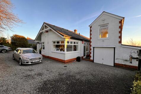 COACH HOUSE