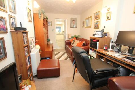 Sitting Room / Office