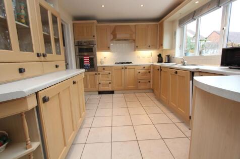 Kitchen Family Room