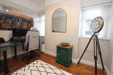 Office/Ground Floor Bedroom