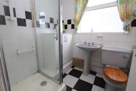 Shower Room WC