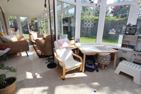 Conservatory/Sun Room