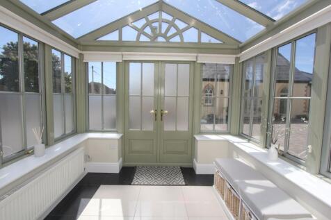 Entrance Conservatory