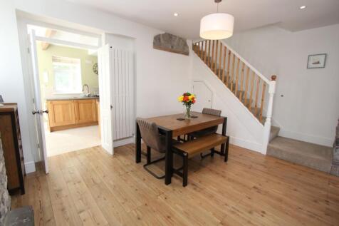 Lounge Dining Room