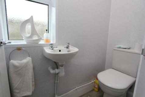 Cloakroom/WC