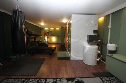 Gym with Steam Room and Sauna