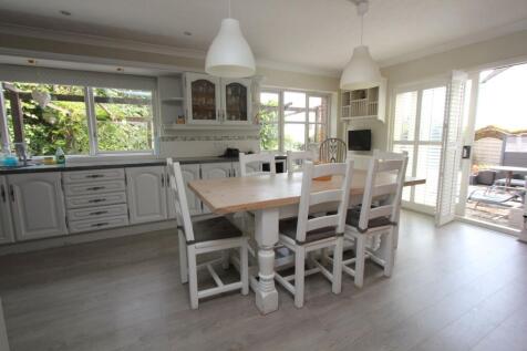 Family Kitchen