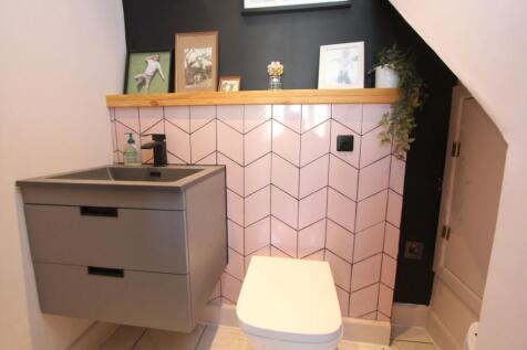 Cloakroom/WC