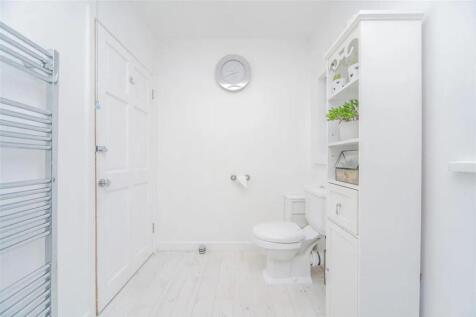 Shower Room WC