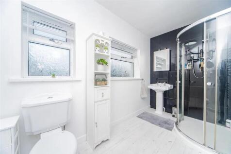 Shower Room WC