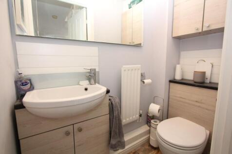 Cloakroom/WC