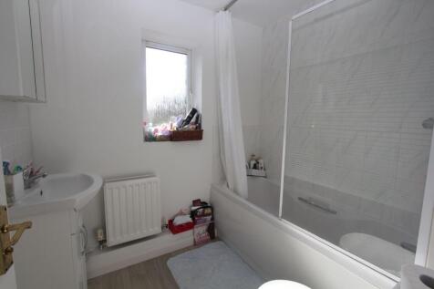 Family Bathroom/WC