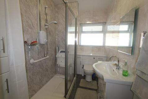Shower Room WC