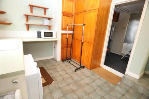Utility Room 1