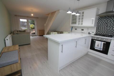 Open Plan Lounge and Kitchen