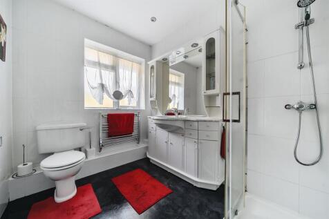 En-suite shower room