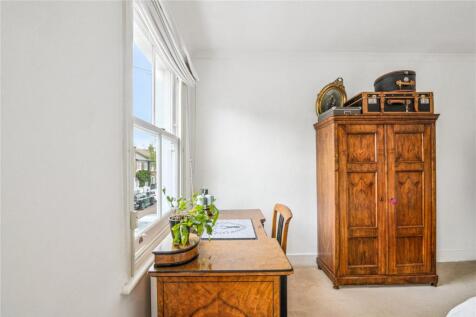 Pricipal Bedroom