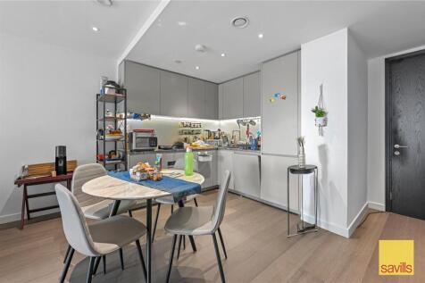 Kitchen/Dining Area
