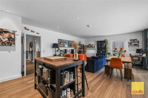 Kitchen/Reception