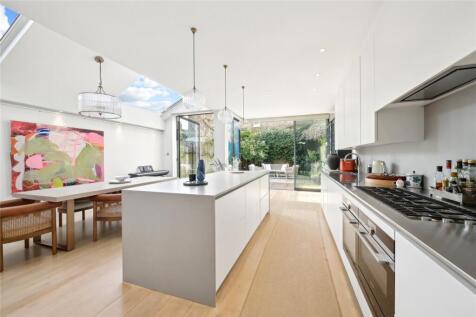 Kitchen/Dining