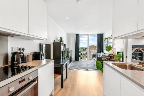 Kitchen/Reception