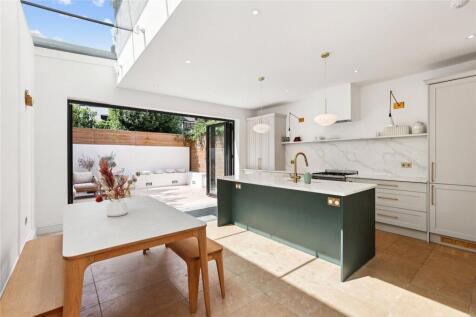 Kitchen/Dining