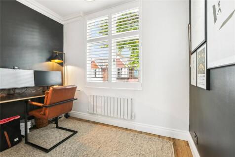 Bedroom/Study