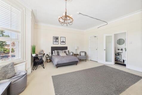 BEDROOM FIVE