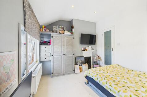 BEDROOM SIX