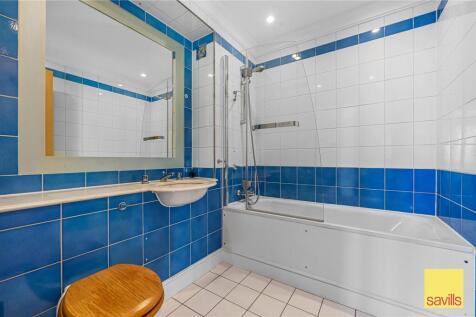 En Suite Bathroom