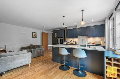 Reception/Kitchen