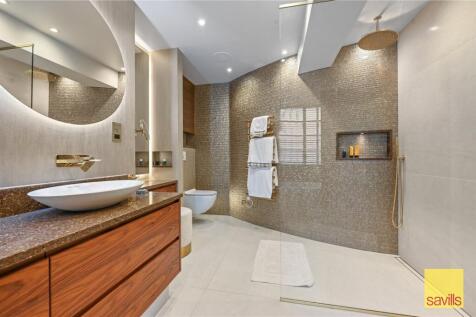 En Suite Bathroom
