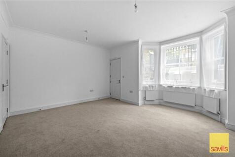 Reception/Bedroom