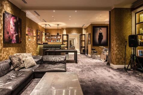 Entertainment Room
